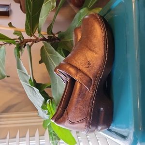 BOC Born of Concept bronze clogs